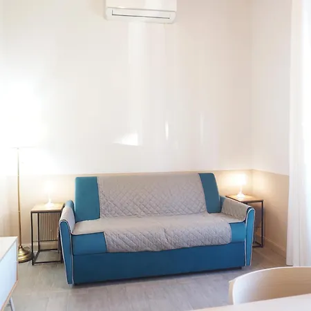 Cozy In The Heart Of Garbatella Rom